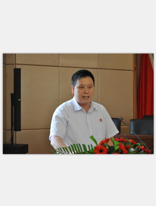 會長  吳茂寶 十堰聚品閣建筑裝飾設(shè)計工程有限公司總經(jīng)理